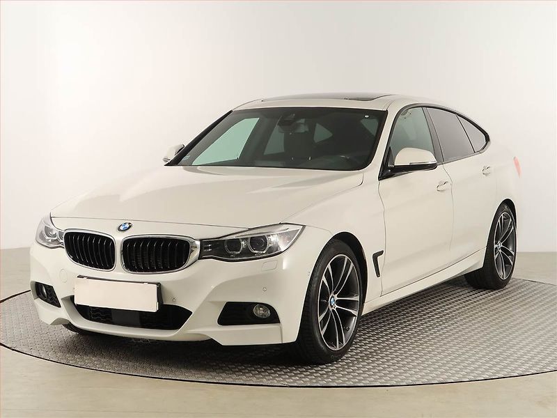 BMW Řada 3 (2015) M Sport 330d xDrive GT, 4X4 - fotka 2 z 19