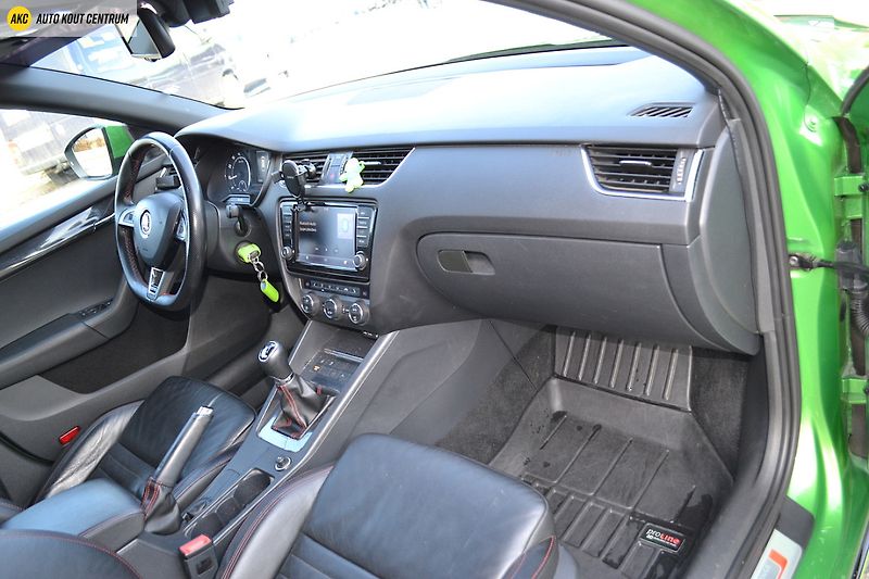 Škoda Octavia RS , 2.0TSI - 162KW !!! - fotka 16 z 56
