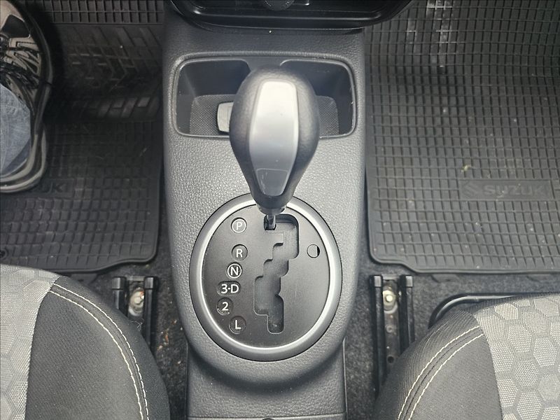 Suzuki SX4 1,6 VVTI 88KW STYLE  AUTOMAT - fotka 20 z 43