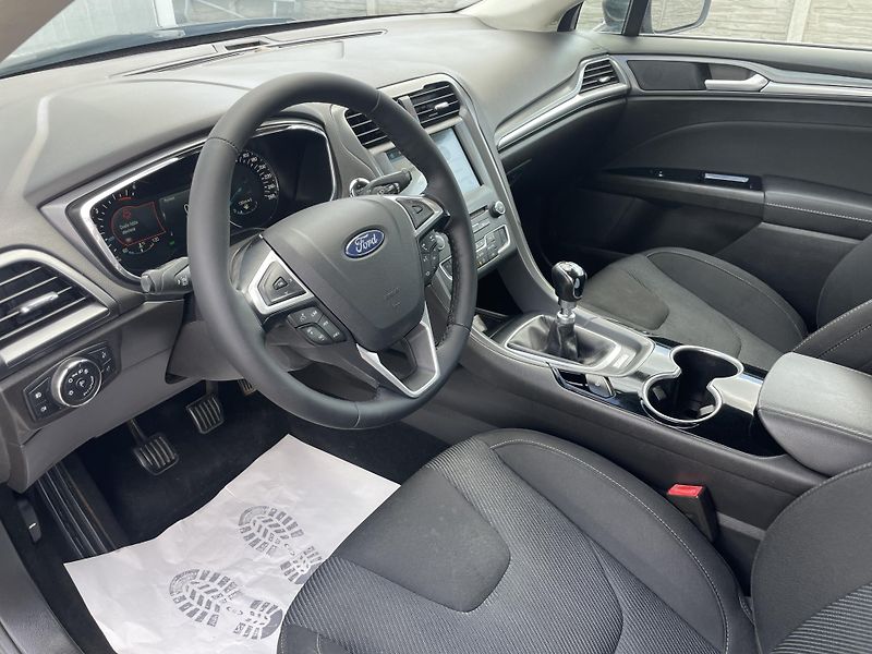 Ford Mondeo 2.0TDCi 150PS MANUAL COMBI STK - fotka 143 z 154