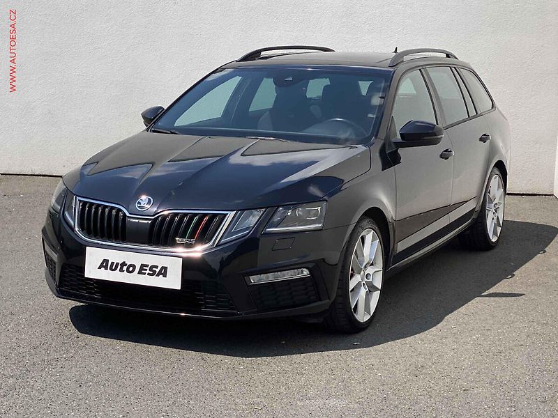 Škoda Octavia (2018) 2.0 TDi, RS, DSG, LED - fotka 3 z 18