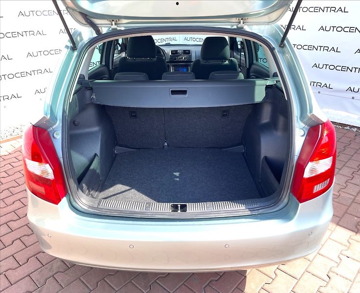 Škoda Fabia 1,2 HTP,51kW,STK 7/28 - fotka 10 z 20