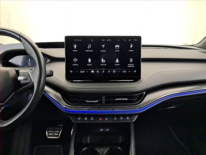 Škoda Enyaq (2023) Sportline iV 80 (82 kWh) - fotka 12 z 31