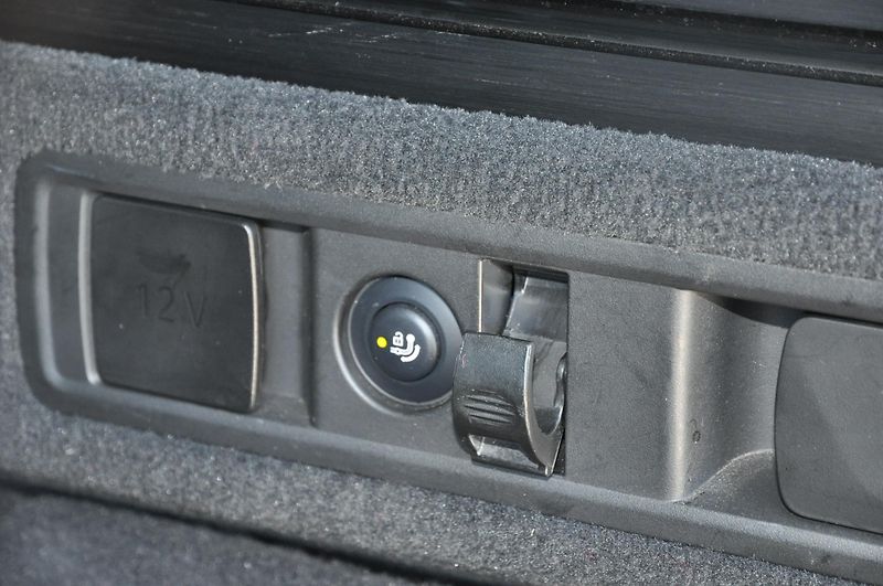 BMW X5 xDrive 40d 250kW - fotka 12 z 36