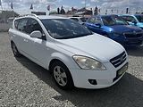 Kia Ceed 1.6 CRDi KOMBI - náhled 1