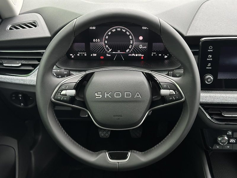 Škoda Kamiq 1.0TSi 116PS Selection 2Z.KLIM - fotka 16 z 37