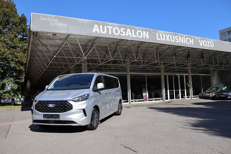 Ford Tourneo Custom Ford Tourneo Custom titaniumL2 - fotka 2 z 55