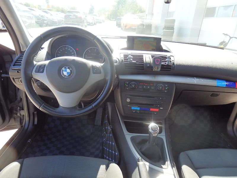 BMW Řada 1 118D DIGI. KLIMA, 8x AIRBAG - fotka 11 z 15