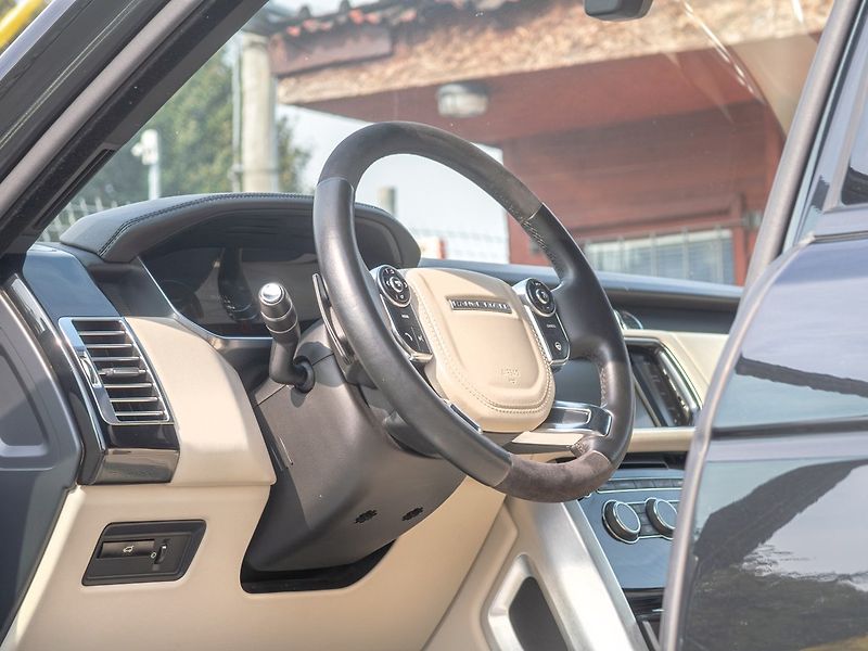 Land Rover Range Rover (2013) 3.0D 183KW - fotka 14 z 60