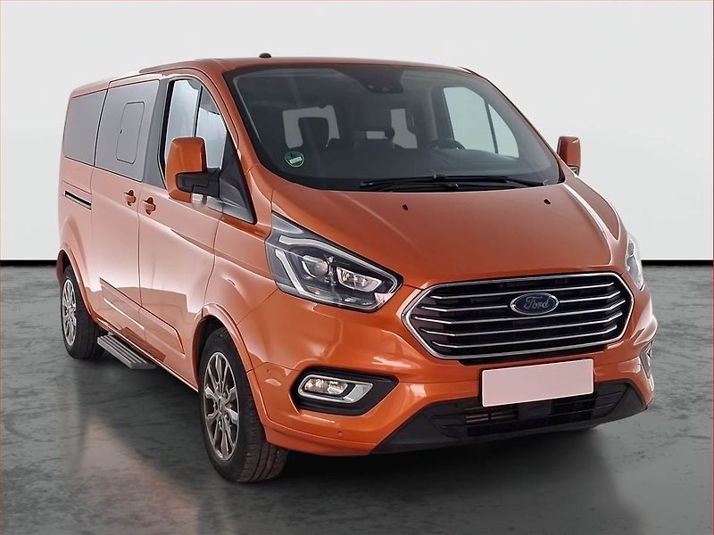 Ford Tourneo Custom (2019) Titanium 2.0 EcoBlue, ČR, DPH - fotografie inzerátu