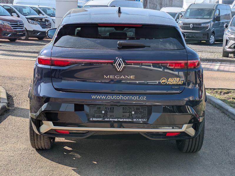 Renault Mégane (2026) E-Tech elektrický ICONIC - fotka 6 z 13