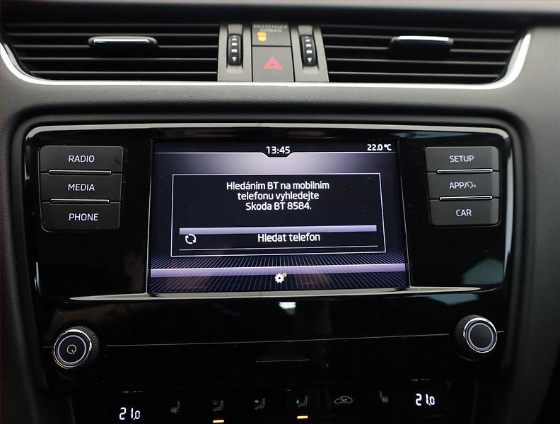 Škoda Octavia (2019) Ambition 1.6 TDI, Serv.kniha - fotka 15 z 19