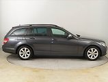 Mercedes-Benz Třídy C (2008) C 200 CDI, po STK, pěkný stav - náhled 6