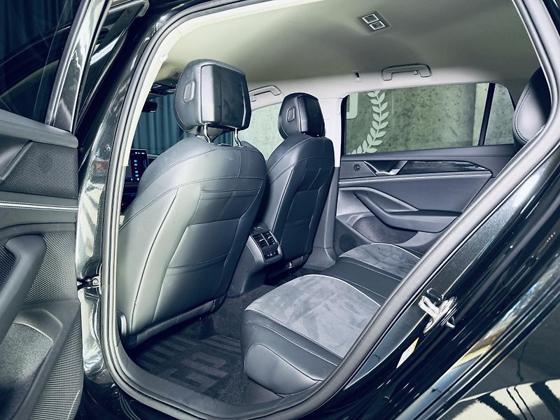 Volkswagen Passat (2025) 1.5Tsi*TAŽ*MASAŽE*360°KAMERY* - fotka 31 z 37