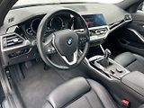 BMW Řada 3 (2020) Com. 318d 110kW Sport! - náhled 13