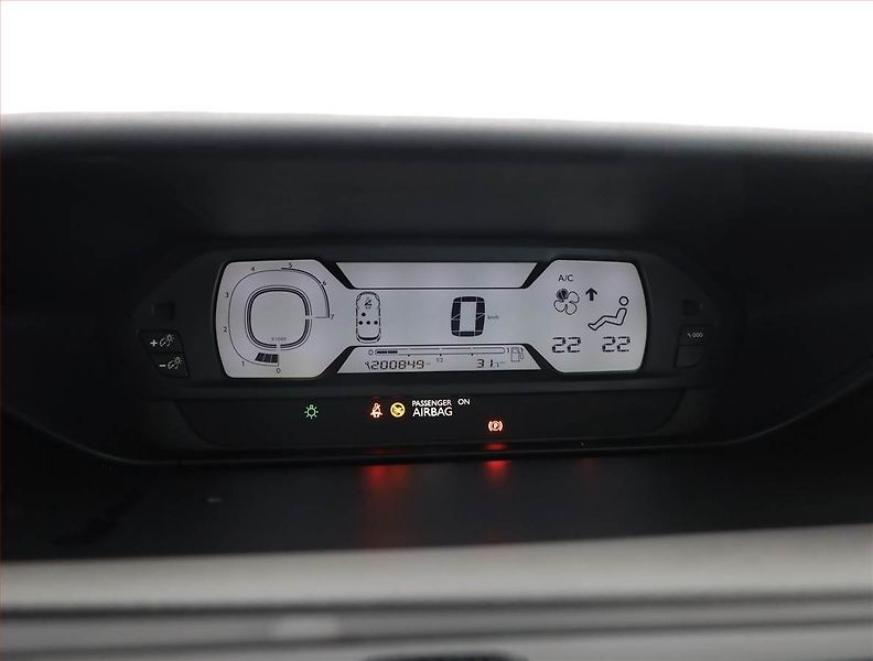 Citroën C4 Picasso (2013) 1.6 HDi, Navi, Tempomat - fotka 9 z 15