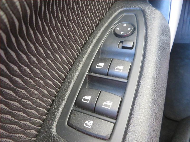 BMW Řada 1 (2012) 116d, Serv.kniha, Navi - fotka 16 z 16