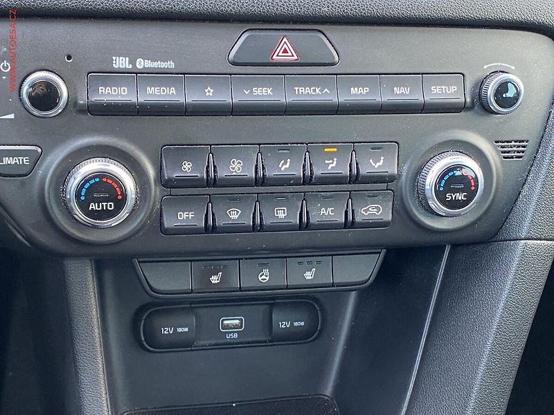 Kia Sportage (2019) 1.6 CRDi 4WD, Spirit, LED - fotka 15 z 18