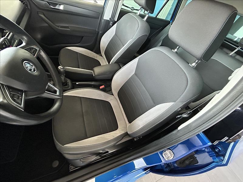 Škoda Fabia 1,2   TSI,JOY,SERVISKA,1.MAJ - fotka 23 z 26
