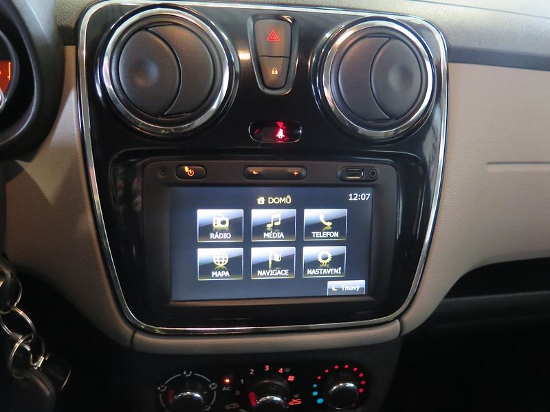 Dacia Lodgy (2014) 1.2TCe,navi,klima,výhřev,kůže - fotka 10 z 24