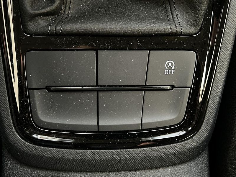 Škoda Kamiq 1.0 TSI 130 let Premium - fotka 16 z 24