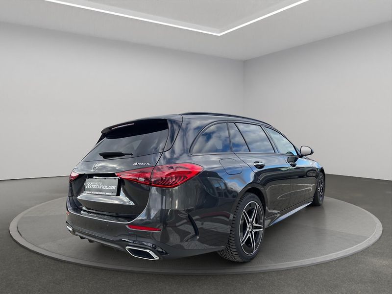 Mercedes-Benz Třídy C (2025) C 300 de 4MATIC kombi - fotka 7 z 21