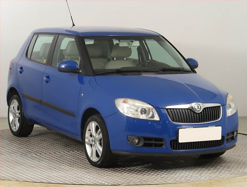 Škoda Fabia (2007) 1.6 16V, Tempomat - fotka 1 z 15