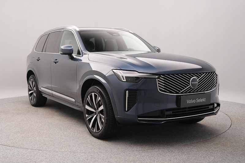 Volvo XC90 B5 AWD CORE CZ REZERVACE - fotka 13 z 44