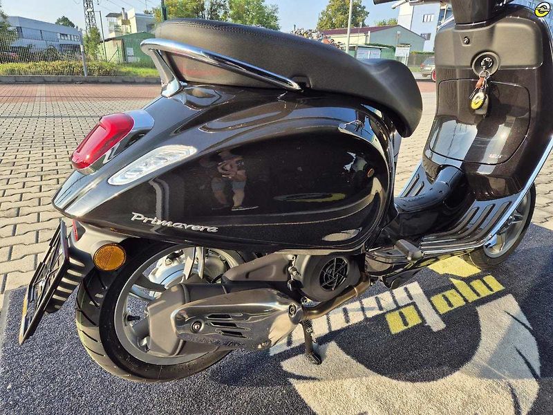 Vespa Primavera 125 3V ABS (2026) E5+ - fotka 68 z 74