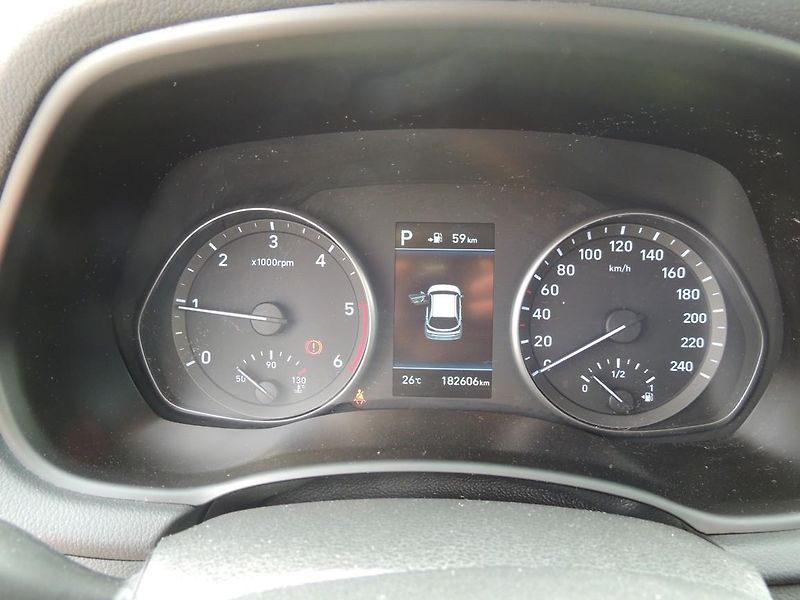 Hyundai i30 (2019) Combi 1.6CRDi,100kw,automat,ČR - fotka 20 z 52