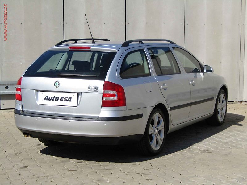 Škoda Octavia (2008) 1.9 TDi, xenon, autoAC - fotka 4 z 19