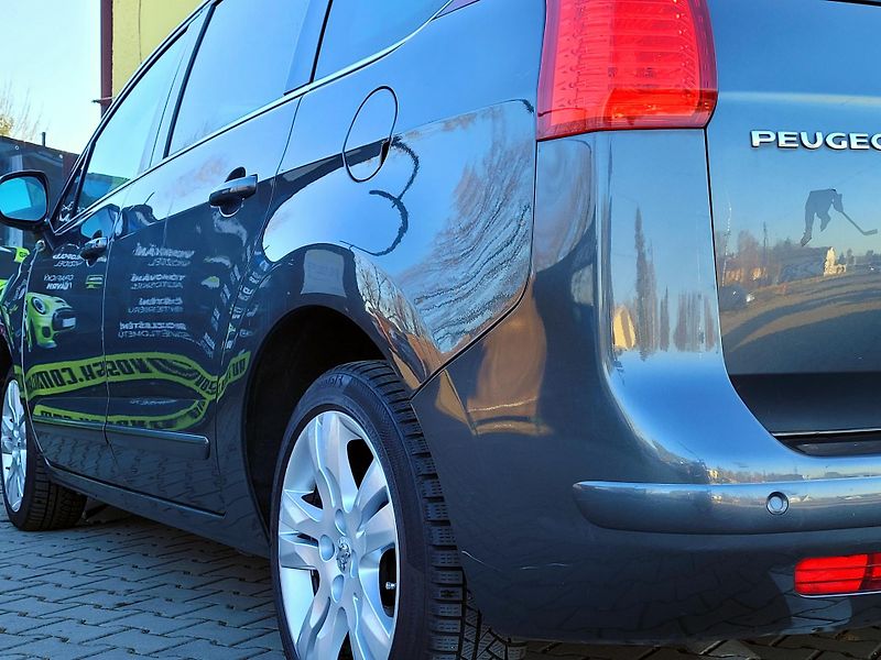 Peugeot 5008 1,6THP SW *DIGIKLIMA* - fotka 47 z 48