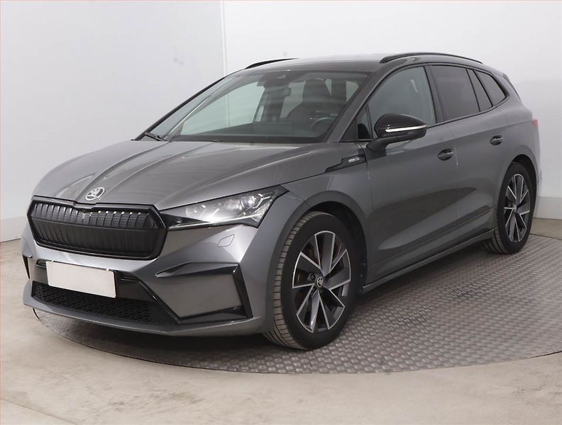 Škoda Enyaq (2022) Sportline iV 60 (62 kWh) - fotka 2 z 18