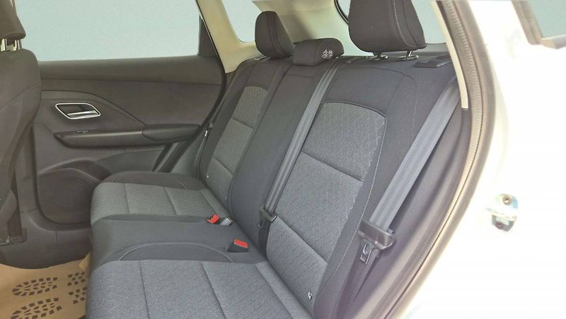 MG ZS EXCITE 1.5 MT5 (85kW/115k) /17 - fotka 27 z 31