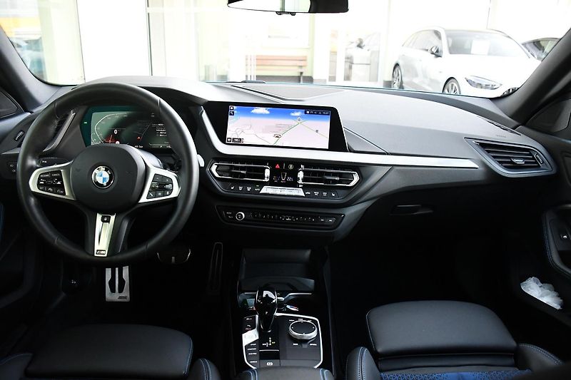 BMW Řada 2 218d M-SPORT 1M ČR 3LZÁRUKA - fotka 19 z 42