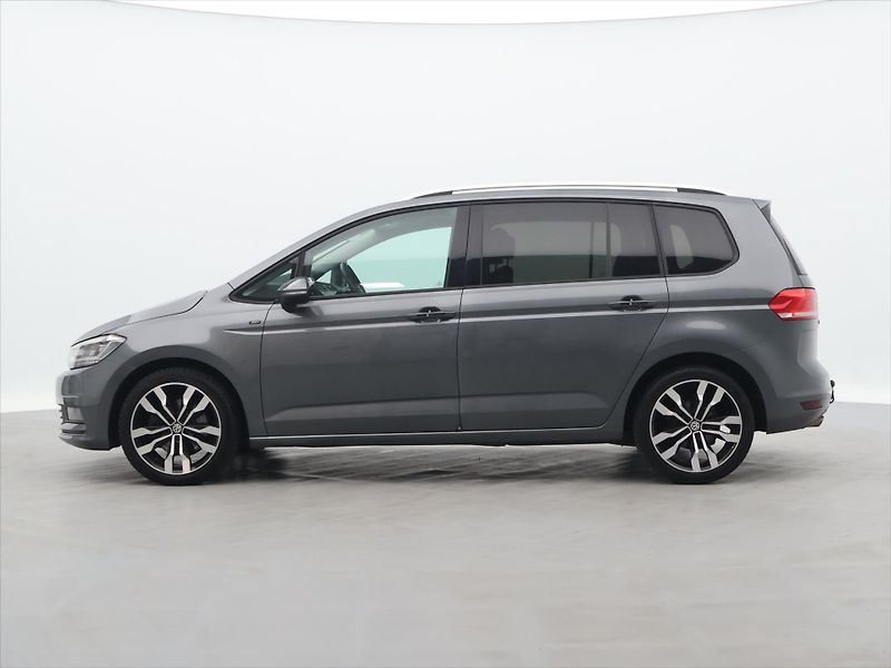 Volkswagen Touran 2,0 TDI 110kW Highline DSG - fotka 4 z 39