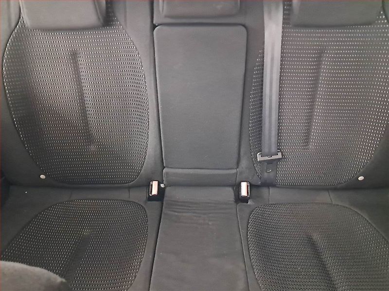 Citroën C4 (2009) 2.0 HDI, Tažné, pěkný stav - fotka 10 z 18