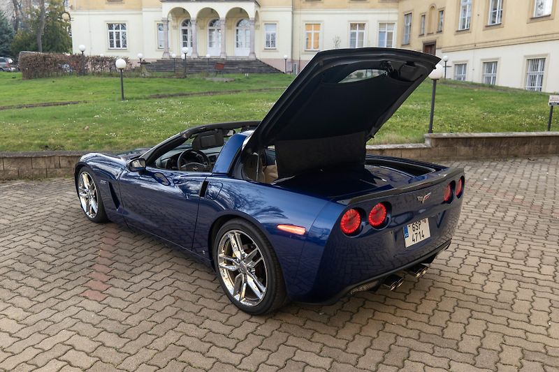 Chevrolet Corvette (2006) C6 6.0 V8 Targa motor po G.O. - fotka 24 z 26
