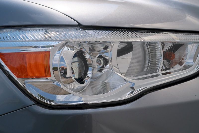 Mitsubishi ASX (2014) 1,8 Di-D 110 kW - fotka 10 z 26