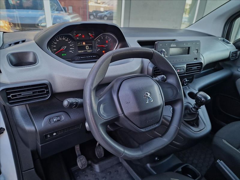 Peugeot Rifter 1.2 PureTech 110 S&S,ČR,1.Maj - fotka 20 z 50