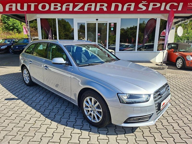 Audi A4 (2015) 2.0TDI 110kW 8A -NAVIGACE - fotka 2 z 35