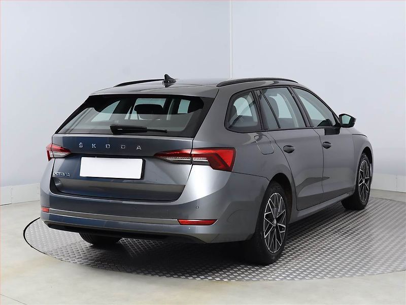 Škoda Octavia (2023) 1.5 TSI - fotka 5 z 18
