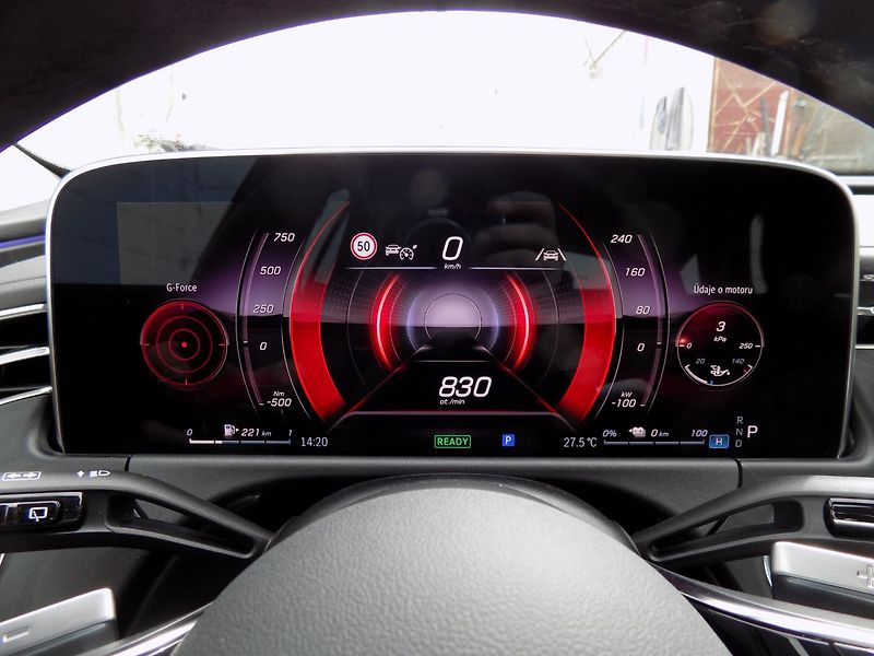 Mercedes-Benz Třídy E (2024) 300de/Digital-Light/Hybrid/ - fotka 40 z 50
