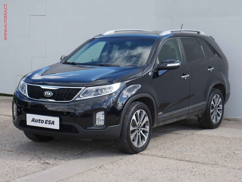 Kia Sorento (2013) 2.2 CRDi 4x4, 1.maj,ČR, AT - fotka 3 z 17