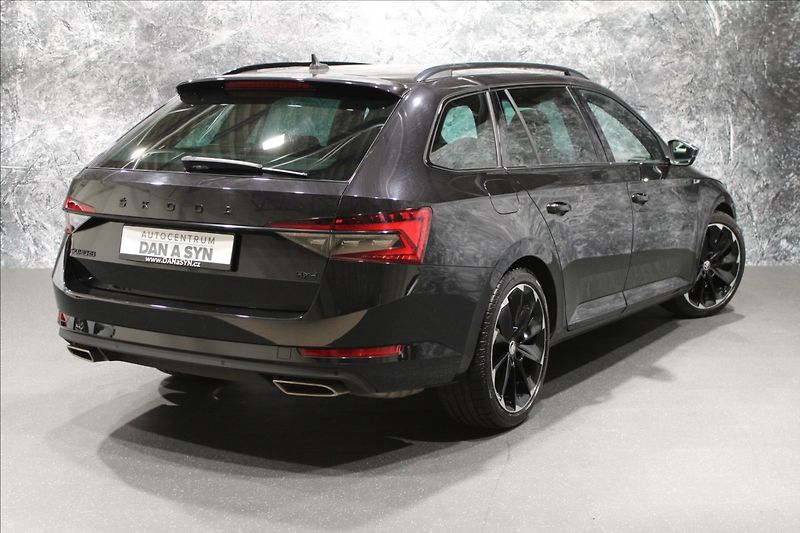 Škoda Superb 2,0 TSI 200 KW Sportline 4x4 D - fotka 4 z 35