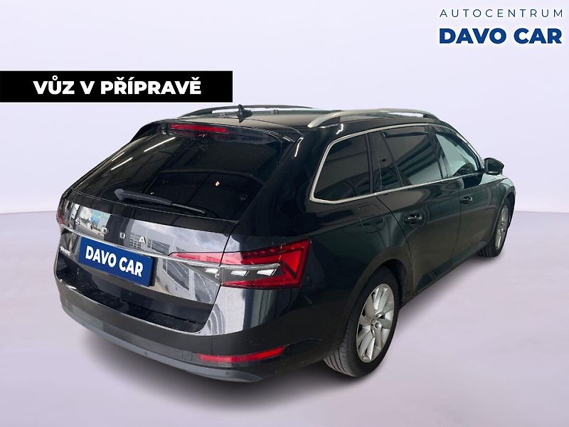 Škoda Superb 2,0 TDI 140kW DSG Style LED - fotka 5 z 34