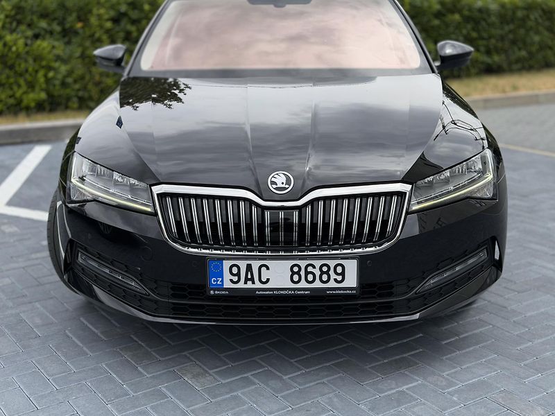 Škoda Superb (2022) 2.0 TDi 110 kw/tažné/DPH - fotka 7 z 25