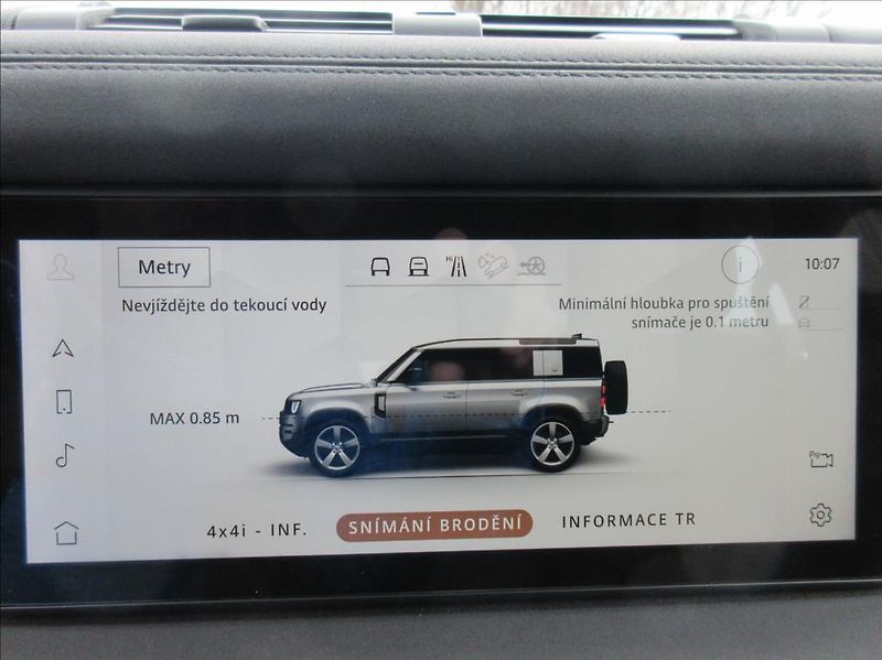 Land Rover Defender 2,0 D200 110,1.Maj, ČR, DPH - fotka 34 z 44