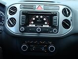Volkswagen Tiguan (2010) 2.0 TDI, 4X4, Serv.kniha - náhled 12