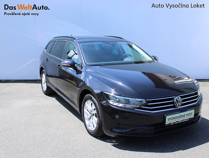 Volkswagen Passat (2022) 2.0 TDI 110kW manuál tažné - fotka 28 z 35